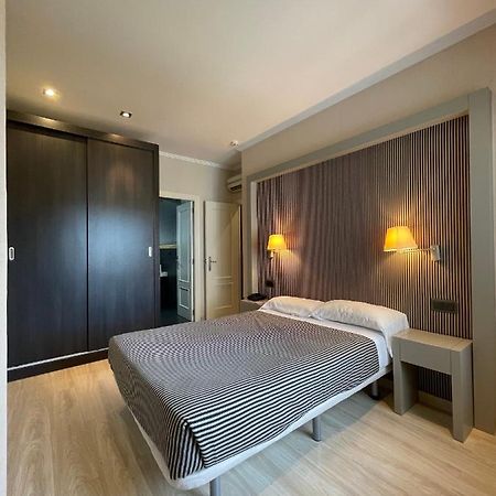 Apartamento Con Piscina Y Parking Apartment บาเลนเซีย ภายนอก รูปภาพ